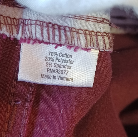 St. Johns Bay Women's 22W Skinny Leg Jeans Color Plum/ Purple - Picture 8 of 9